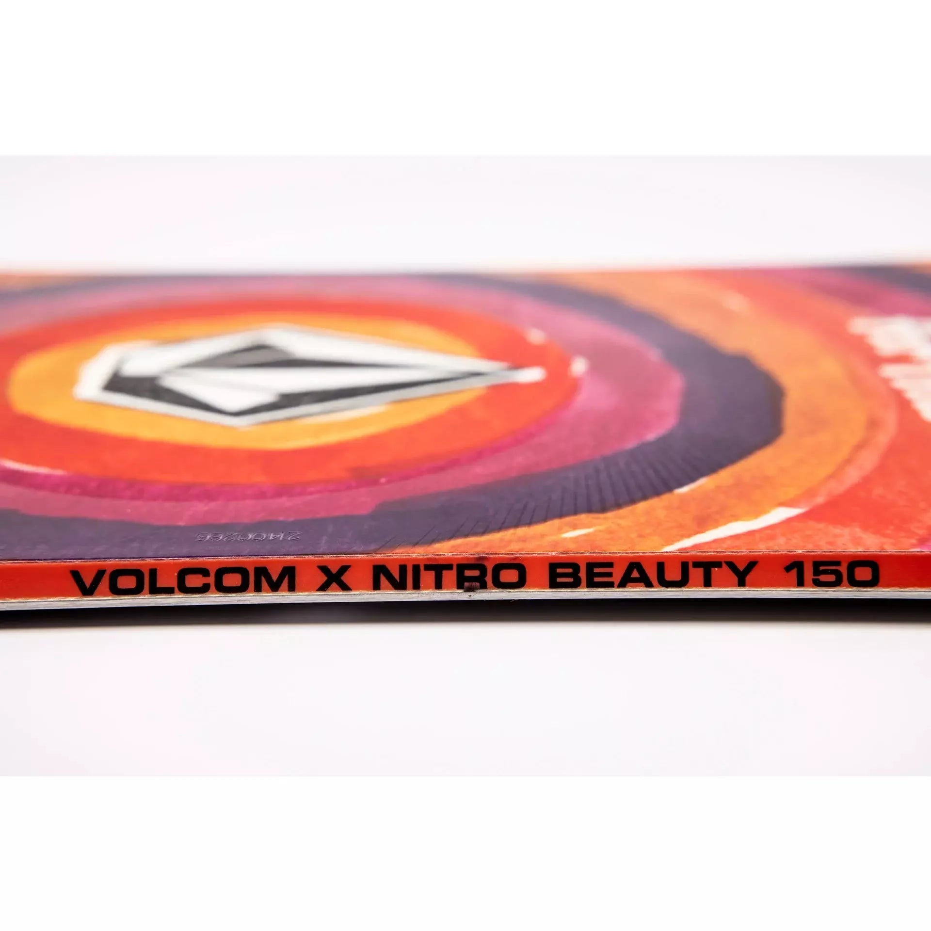 あずき新品未開封 NITRO ナイトロ BEAUTY-X-VOLCOM 2023 WOMEN'S NITRO BEAUTY X VOLCOM SNOWBOARD – Rude Girls Shop