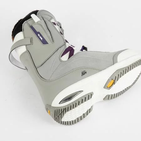 nitro faint tls snowboard boot women's Snowboards and the D3O Enhanced Womens Cloud 9 Liner offers support when strapping down and going big or just for nonstop cushioning when cruising through chop NITRO W FAINT TLS BOOT